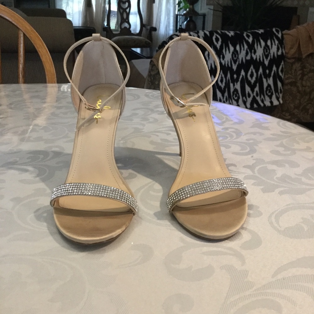 Beautiful heels perfect for gala event